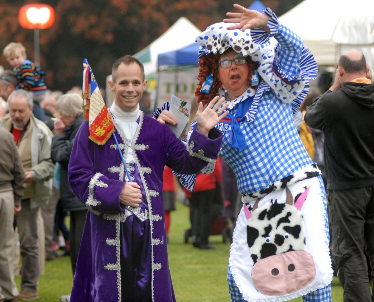 Pantomime Dame Madonna Trott and Flunkett alias Chris Davies and Simon Wallace certainly turned a few heads at Applefest
