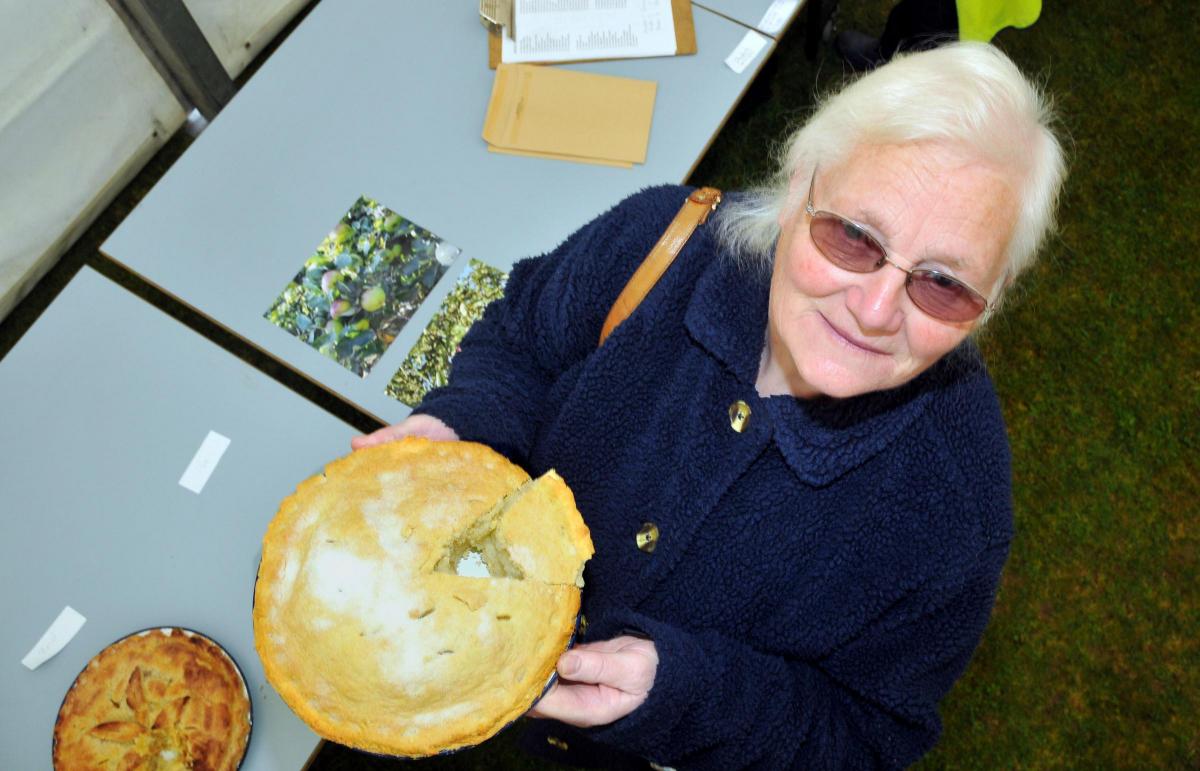 Lorna Davies won the apple pie competition with her Bramley apple pie entry