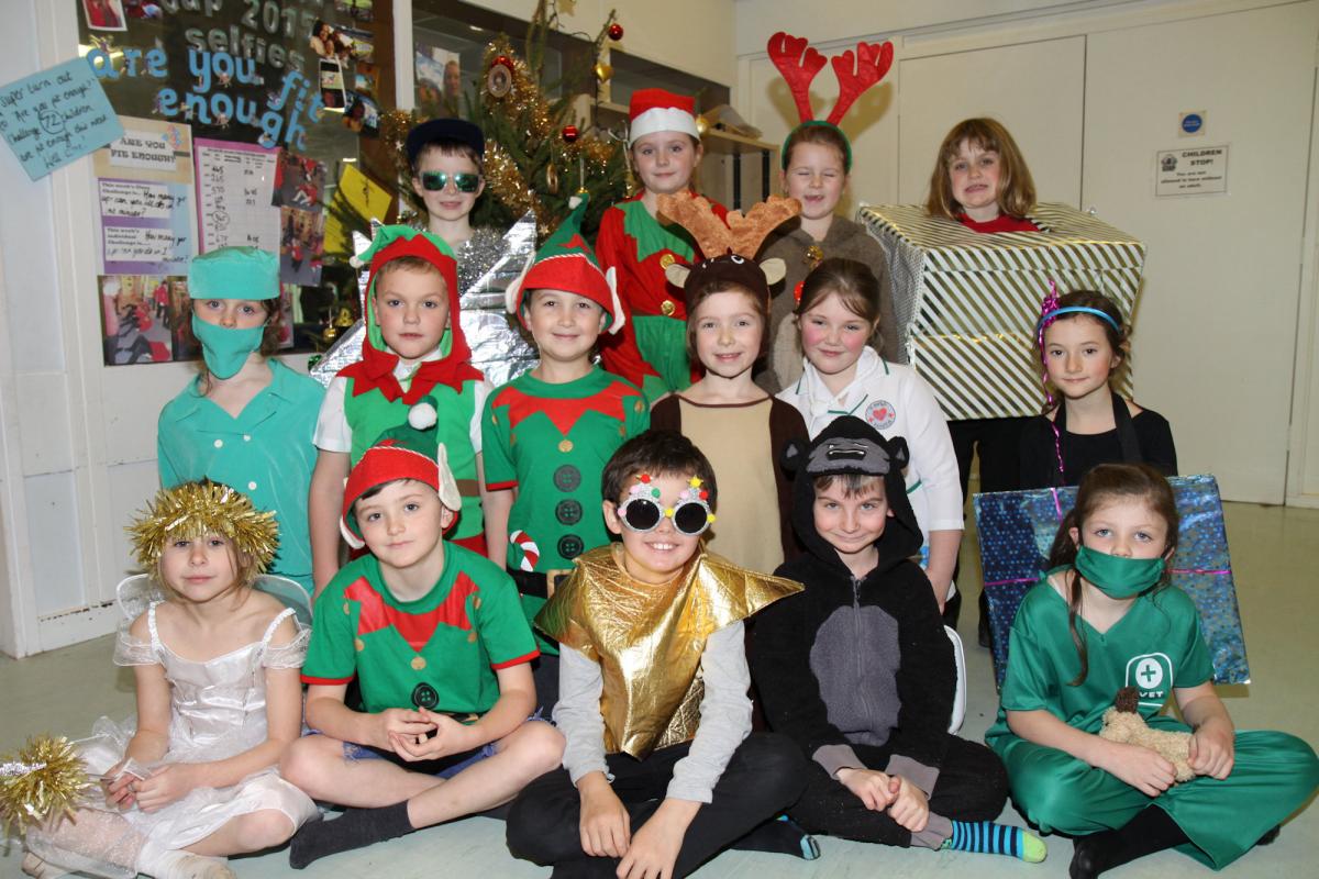 At Ludlow Junior School, pupils of year 3 performed Ralph the Reindeer. Some of the cast of the play.