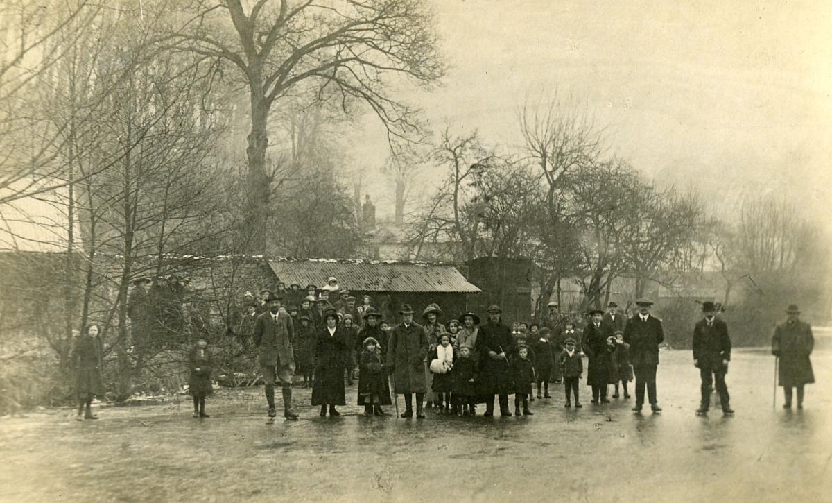 Skating on the river Teme at the turn of the 20th century