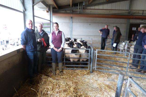 Crossbred Ewes L to R: Stuart Geggie (Judge), Mr Jones, Well Farm (winner of Best Pen of Crossbred Ewes), Jo Wall (McCartneys)